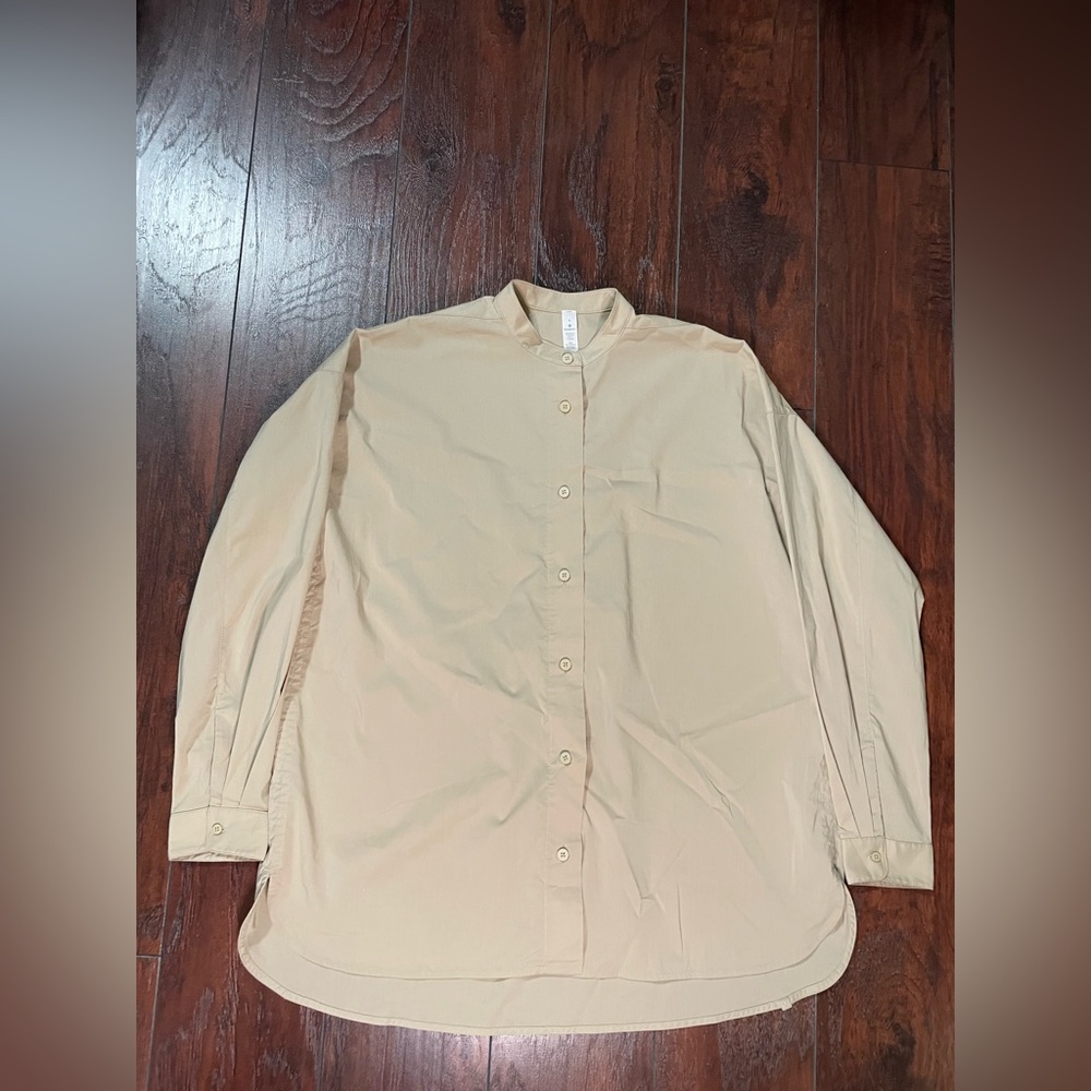Lululemon All Day Shirt size 4 Trench